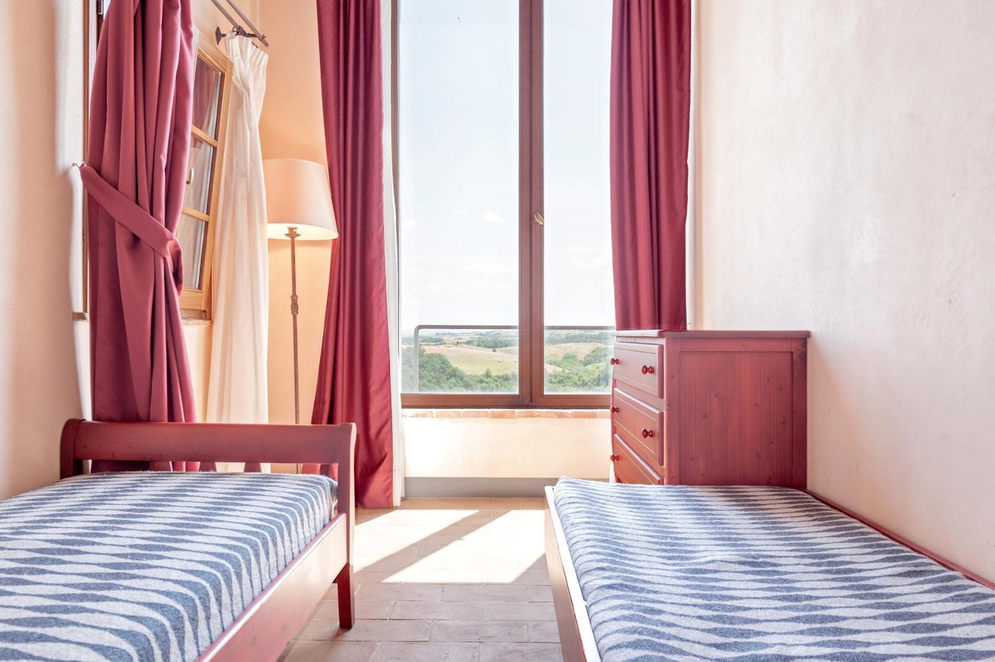 Il Borgo Delle Ville Palaia Esterno foto