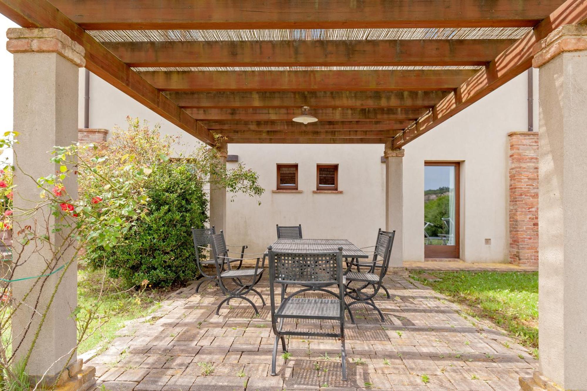 Il Borgo Delle Ville Palaia Esterno foto