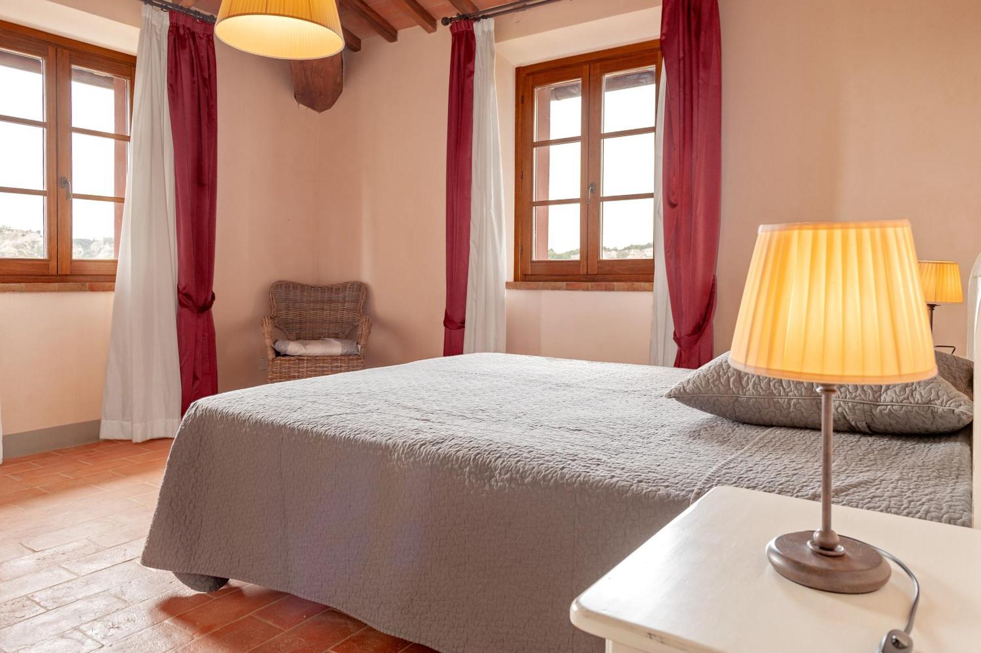 Il Borgo Delle Ville Palaia Esterno foto