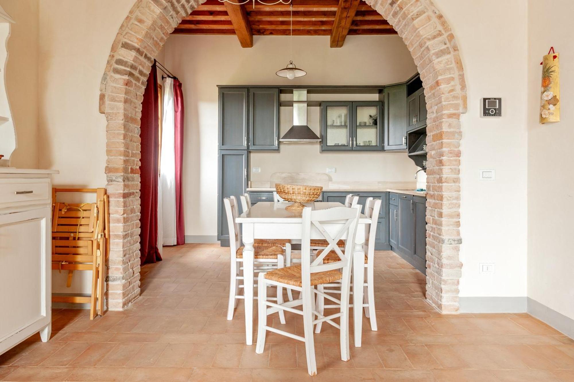 Il Borgo Delle Ville Palaia Esterno foto