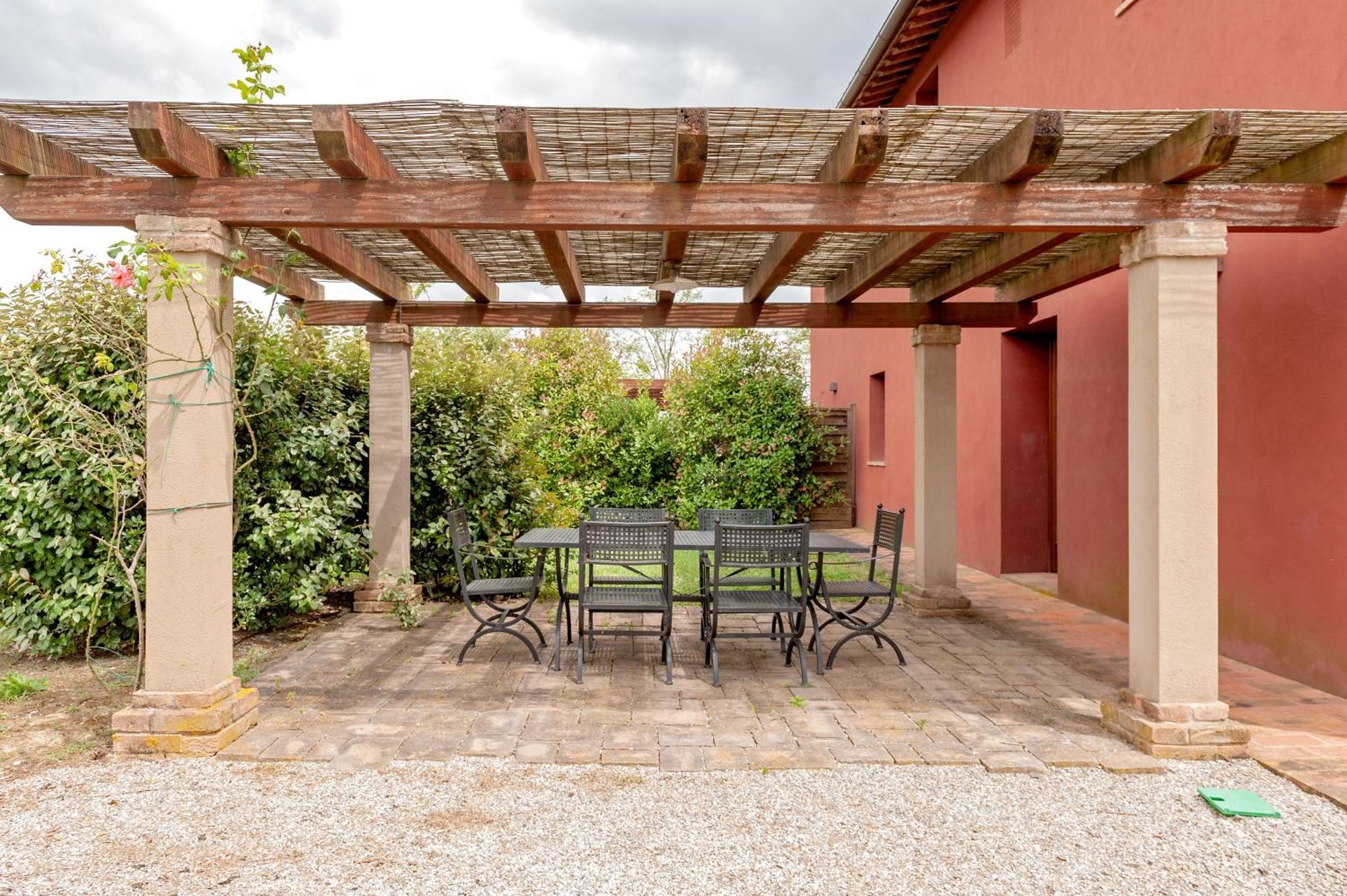 Il Borgo Delle Ville Palaia Esterno foto
