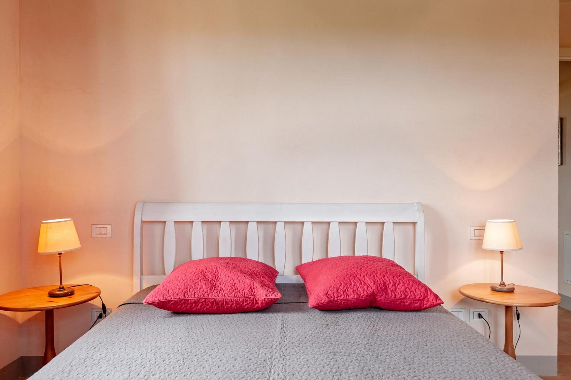 Il Borgo Delle Ville Palaia Esterno foto